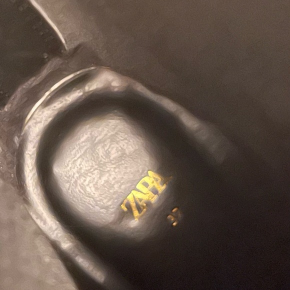 Zara black leather boots - Picture 5 of 5